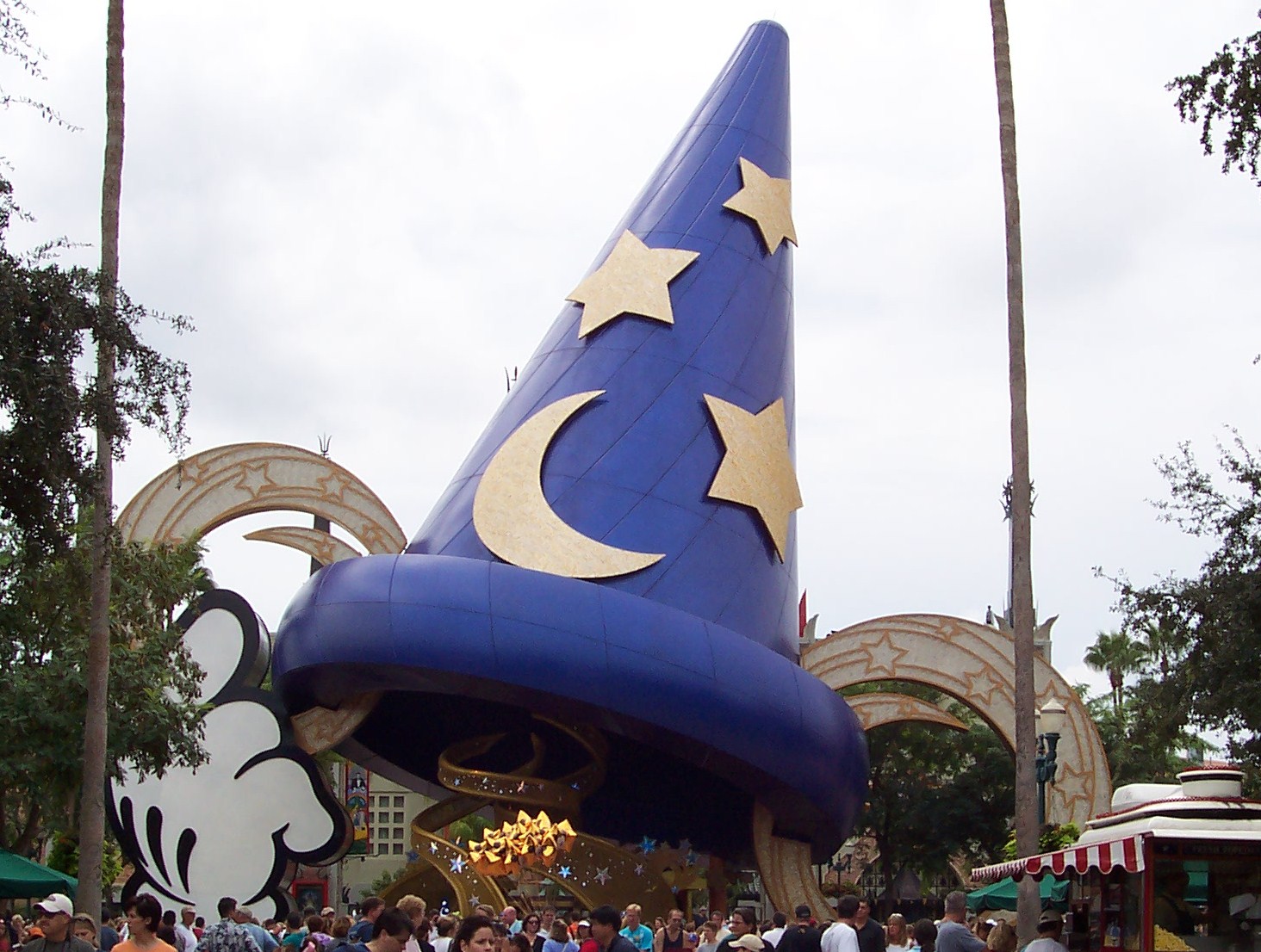 Wordless Wednesday Mickeys Sorcerer Hat The Affordable Mouse
