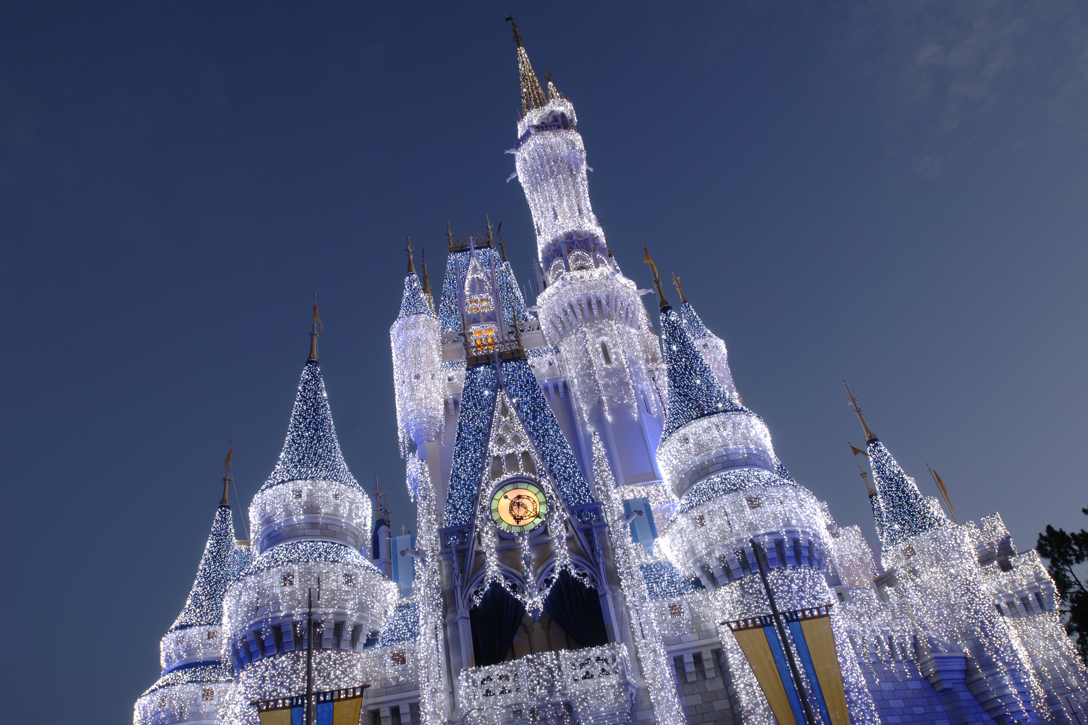Christmas at Walt Disney World Making a Magical Castle