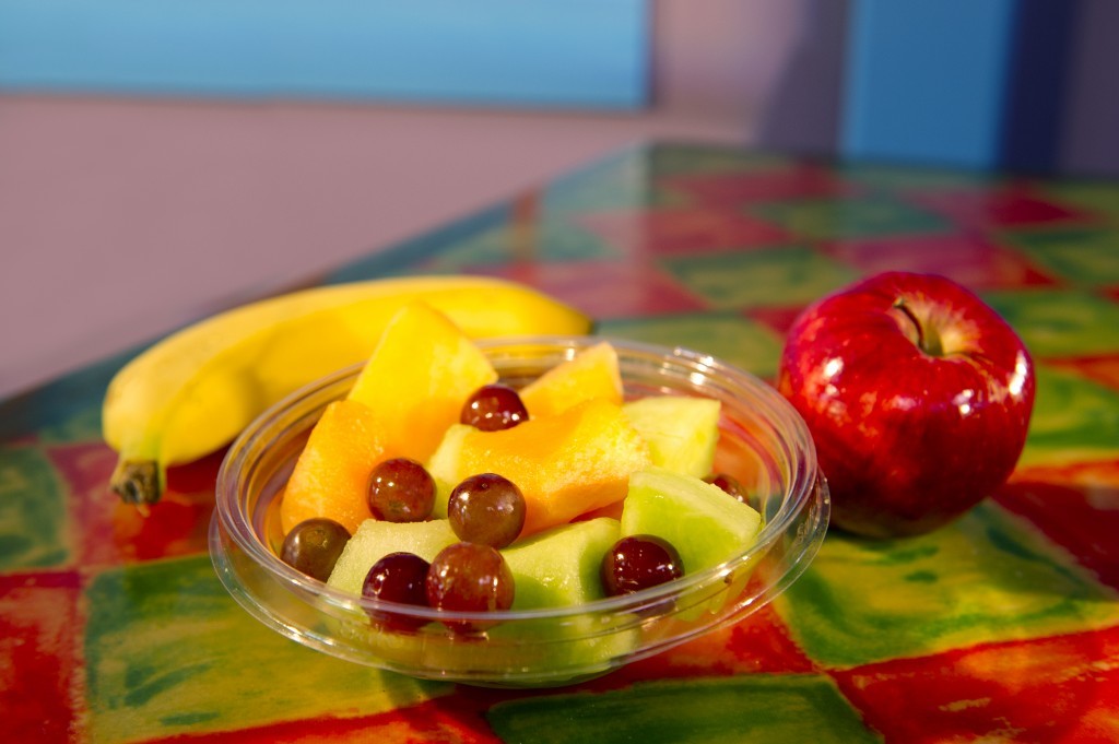 quick_service_healthy_snacks_shutters_at_old_port_royale_at_disneys_caribbean_beach_resort-1024x681